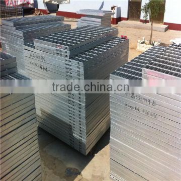 2015 Hot sale heavy duty steel floor grating / galvanized steel grating prices