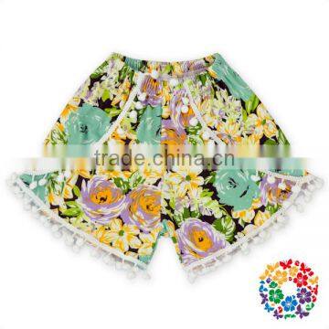 Hot Sale 2016 Summer Soft Cotton in Many Colors Children's Clothing Baby Girls Icing Ruffle Shorts With Pom Pom photo-3