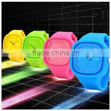 Factory Supply Colourful Cheapest Watch OEM Silicon Watch for Promotion photo-2