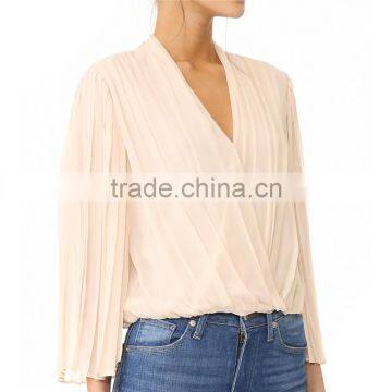 2017 OEM Long Bell Sleeves Surplice Neckline Deep Pleated Blouse photo-6