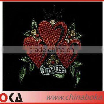 New arrival latest design heart shape rhinestone t-shirt motif