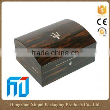 Large storage portable lacquered/wooden cigar box