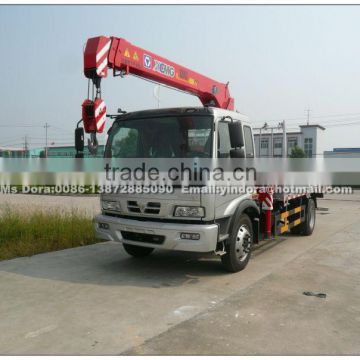 Foton truck with crane ,loading weight 5000kg crane mounted on foton chassis