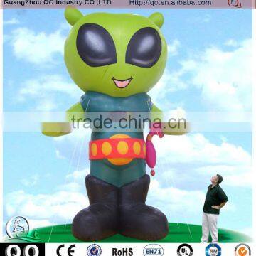 New design competitive price green durable pvc inflatable alien