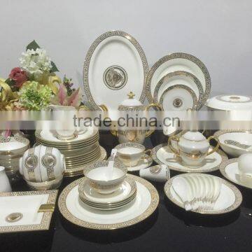 Best quality handmade pottery gold rim dinnerware set for italian porcelain dinnerware