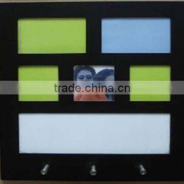 Family hold wooden memo board