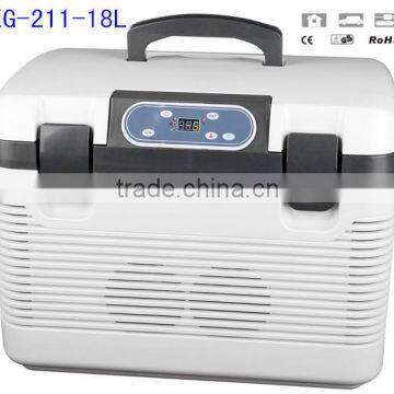 Mini Thermoelectric Cooler and Warmer Box With Shoulder Belt photo-2