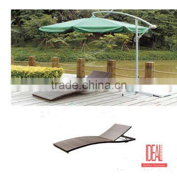 Modern Classic Outdoor Poolside Beach Use Ratten Wicker Sun Lounger With Cushions photo-3