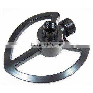 Rotary Metal 3-Arm Sprinkler With Heart Shape Base For Irrigation photo-5