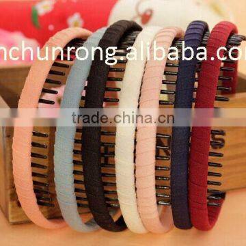 Colorful plastic hair bands with teeth