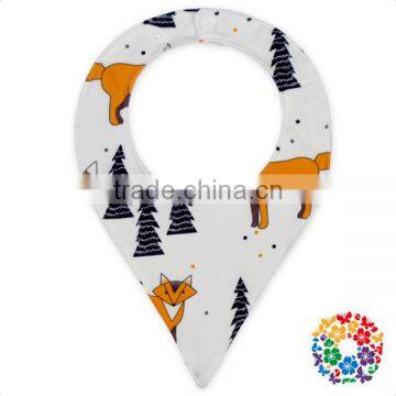 High Quality 2017 Baby Feeding Accessories Newborn Christening Cartoon Fox Babana Bibs