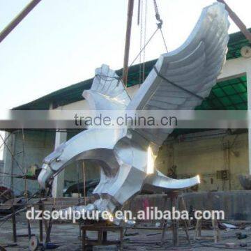 Mirror Finish Outdoor Bird Sculpture in Stainless Steel Material photo-2