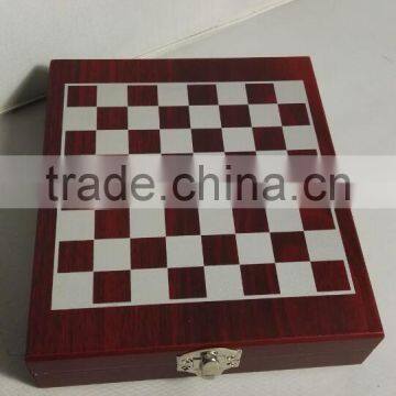 K0428-4W Wooden Box With 5pcs Bar Accessories and Chess