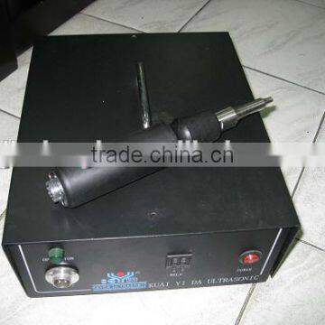 28KHz Hand Held Ultrasonic Welding Machine for Plastic Products photo-2