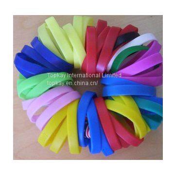 silicone bracelets, silicone bands, wristband, promotional bracelets, snap bracelet, slap wristband, slap bracelet.