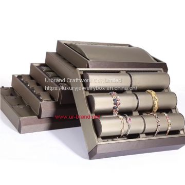 Hot sell countertop leather roll lint roll bracelet display watches display tray with factory price China