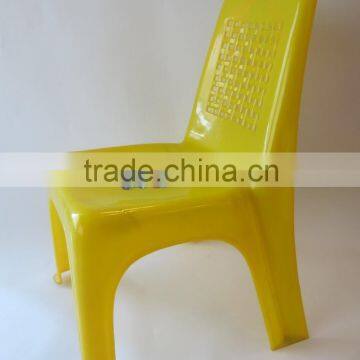 PLASTIC KIDS CHAIR