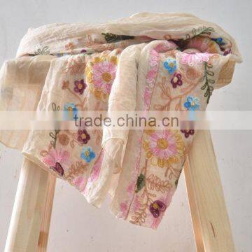 Hot Sell Fashion Beautiful Flower Embroidery Long Cotton Scarf Hejab