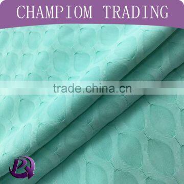 2015 New Hot Selling Knitted 100% Polyester Jacquard Fabric for Woman Garment