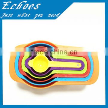 Color plastic 6 pcs measuring cups