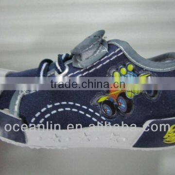 Kids Shoes With Light Glitter Shoes