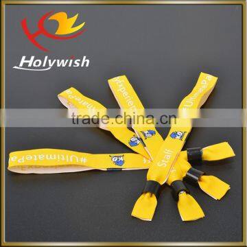 China Manufacturer of Custom Logo Designed Wristband photo-2