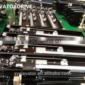 Selcom Landing Door Hanger Center/Side Opening Elevator Parts Complete Landing Door photo-3