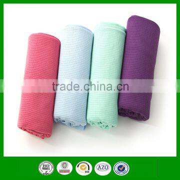 skid-resistant custom microfiber yoga towel