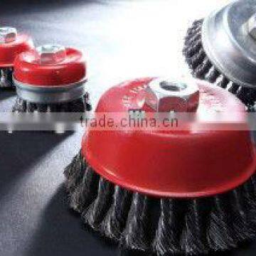 twisted wire cup brush for cleaning and polishing