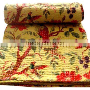 RTHKG-34 Old Look Modern Bird Floral Prints Elegant Look Indian Traditional Bengali Kantha Gudari Bedspread Wholesaler Throws