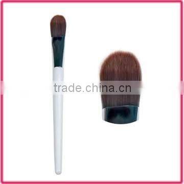 Maximum Coverage Concealer Brush 026