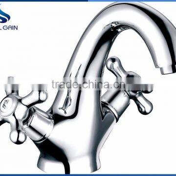 Classic lavatory dual zinc handle brass body basin faucet deck mounted chrome plating wash basin mixer