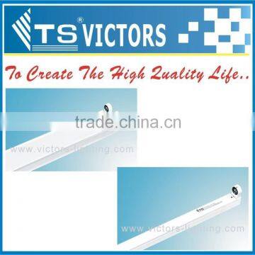 Double tube fittings t8 fluorescent light fixture