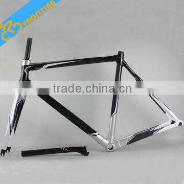 2015 Chinese Popular Style Carbon Fiber Road Bike/bicycle Frame for Sale Include Frmae Fork Seatpost Headsets Clamp Color White