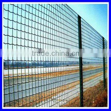 PVC coated welded Euro wire mesh fence