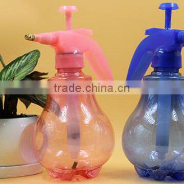 PET 1.8L Watering pot bottle with sprayer