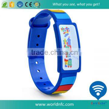 Colourful and Special Design H3 Chip Reusable RFID PVC Wristband