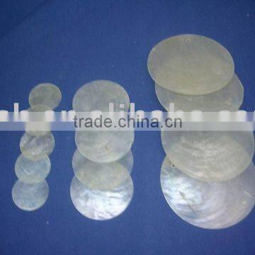 Natural white round capiz shell blanks