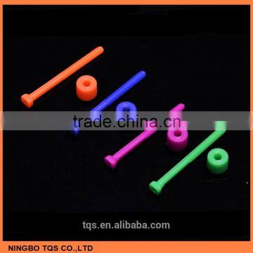 Colorful Plastic Heart Design Hand Embroidery Cross Stitch Hoops photo-4