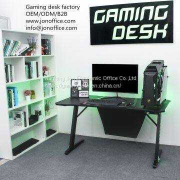 Игровой компьютерный стол с RGB подсветкой Z-образной формы
