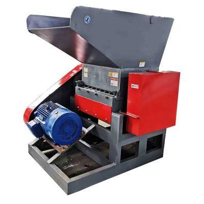Large-capacity Plastic Baskets, Wooden Boxes, PVC Pipes, and Pulverizers with High Hardness and High Toughness Blades