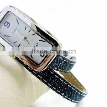 Alloy case with jean band wrap watch