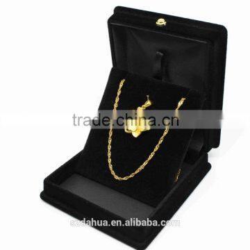 Necklace Chain Jewelry Display Storage Box Gift Case Holder Organizer--Black