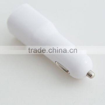 Hot Selling Car Accessories 2V 3.1A Dual USB Car Charger Automatic Mobile Phone Charger Made in China