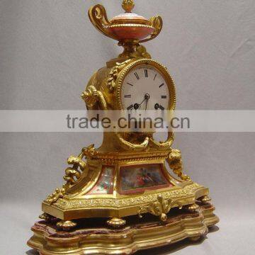 morden bronzen clock set