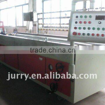 Vacuum calibration table of profile extrusion