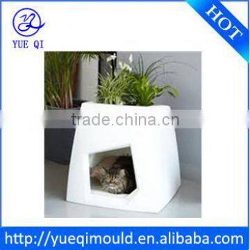 rotomoled plastic pet house custom made by rotomolding factory