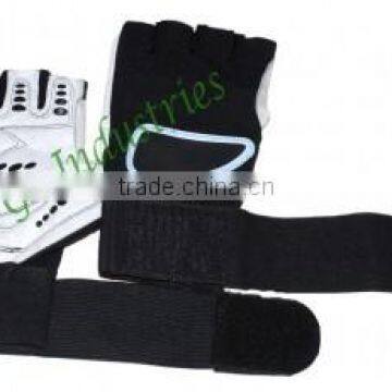 WRIST WRAPS , WEIGHTLIFTING TRAINING GLOVES