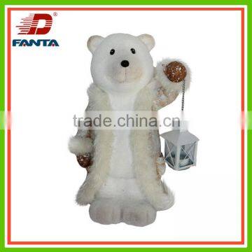 2016 Hot selling standing magnesium winter bear holding lantern-Christmas bear