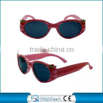 Strawberry color cute new style kids sunglasses